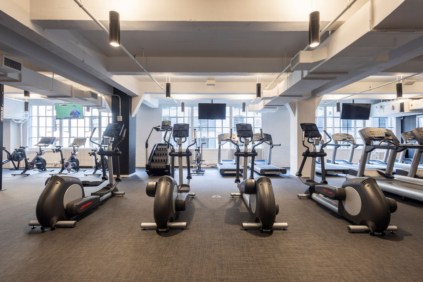 07_SL_Web_601-Club_6